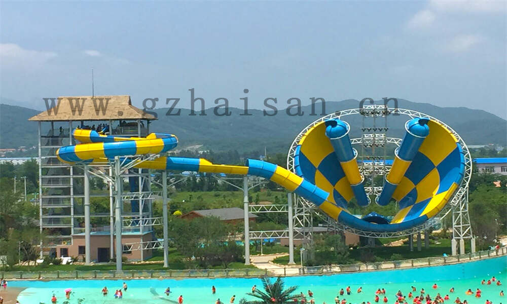 AI融合科技与欢乐：水上乐园设备的创新融合