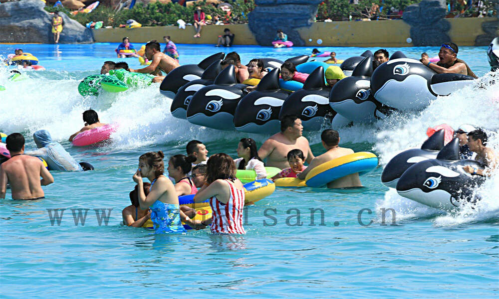 畅享水趣，室内水上乐园中心