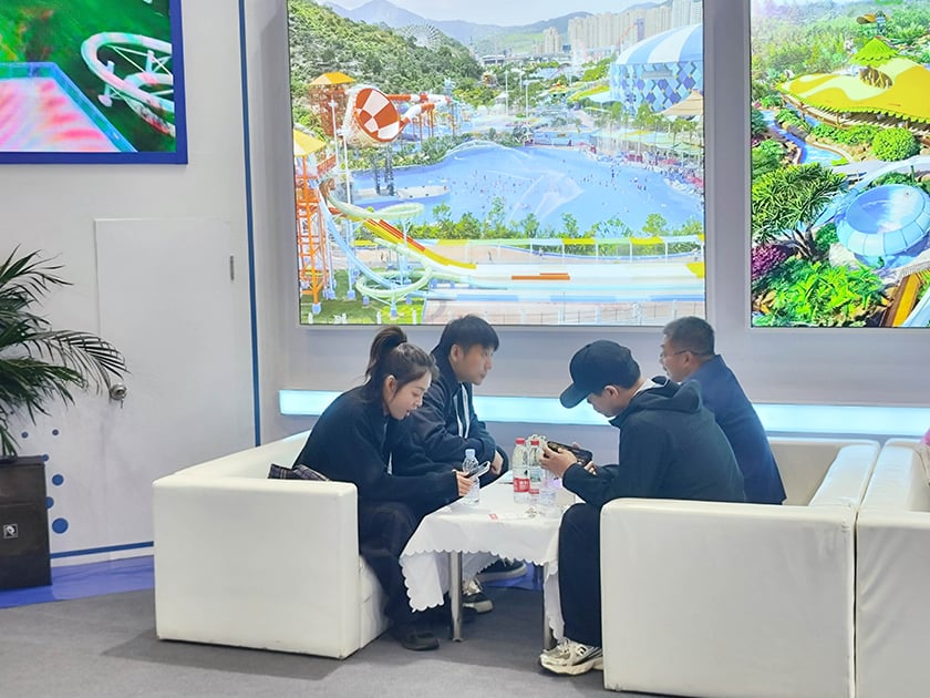 相聚郑州，引爆热潮——jinnianhui今年会游乐亮相2025中国（郑州）旅游休闲娱乐产业博览会，实力领航水上游乐新纪元！