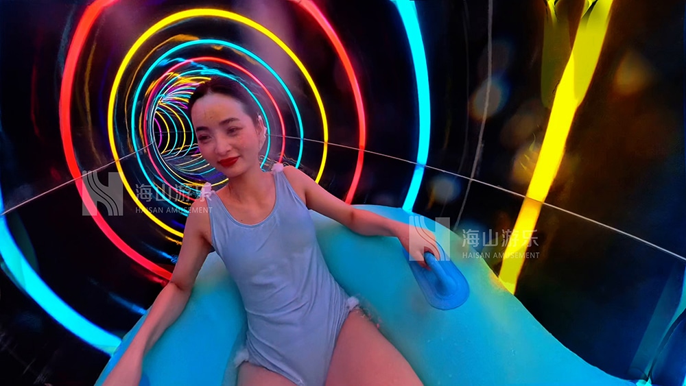 打破季节边界，定义全季狂欢｜超级魔法时空组合滑道，引领水乐园新纪元