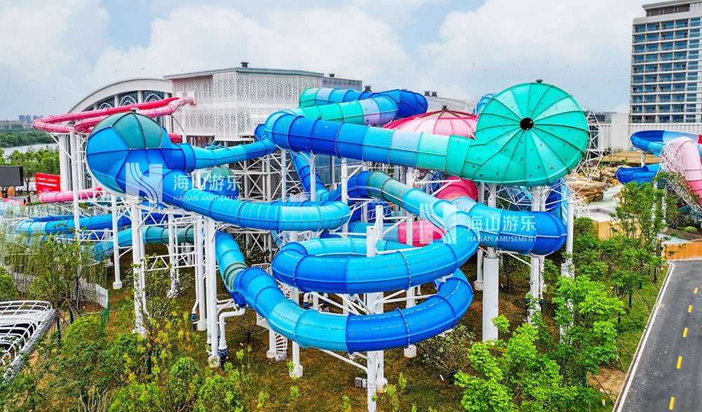 打破季节边界，定义全季狂欢｜超级魔法时空组合滑道，引领水乐园新纪元